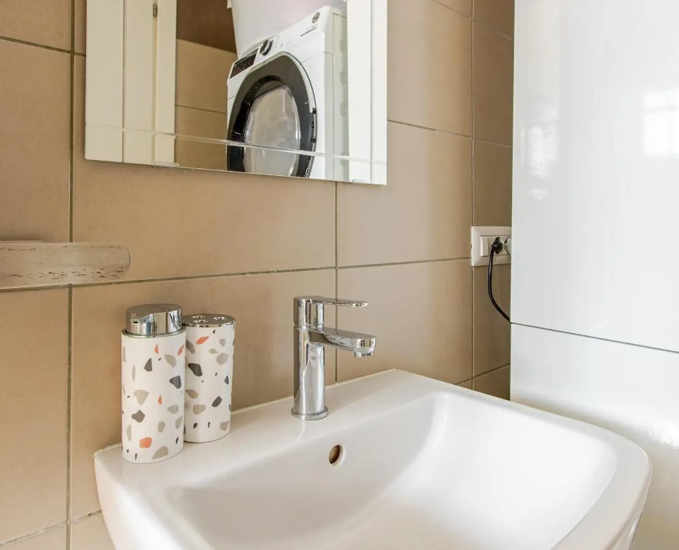 Metro San Paolo -Capitol Haus Roma- Cozy Apartment 로마